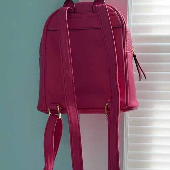 A New never worn juicy couture hot pink mini backpack with matching card case - Picture 2 of 3